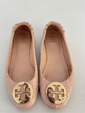 Tory Burch Minnie Quilted travel Ballet
Flats Sz. 7- 7.5